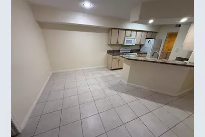 814 Crest Pines Drive #915, Orlando, FL 32828 - Photo 5