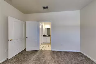 8848 Villa View Cir, Orlando, FL 32821 - Photo 11