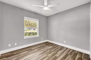 570 E 5th St, Chuluota, FL 32766 - Photo 17