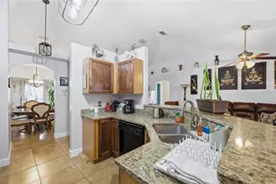 2032 E Gloria Dr, Deltona, FL 32725 - Photo 15