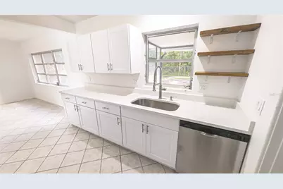 2408 Lake Margaret Drive, Orlando, FL 32806 - Photo 3