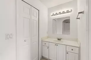 8914 SW 222nd Terrace, Cutler Bay, FL 33190 - Photo 17