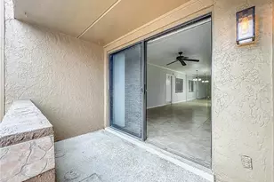 5249 Vineland Rd, Orlando, FL 32811 - Photo 37