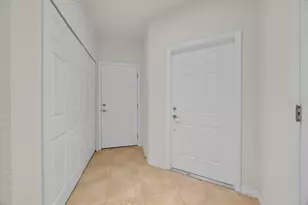 8343 Bella Tierra Ct, Davenport, FL 33896 - Photo 5