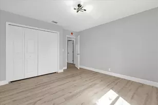 348 Jacksonville Ct, Kissimmee, FL 34759 - Photo 15