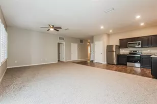 730 Garden Oaks Sq, Seffner, FL 33584 - Photo 3