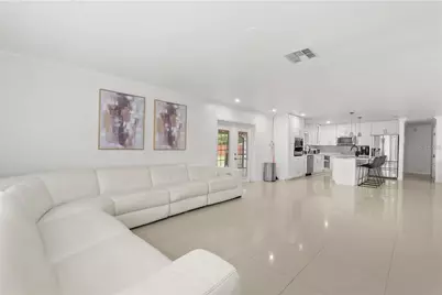 8607 Sandberry Boulevard, Orlando, FL 32819 - Photo 3