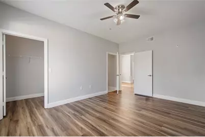 5542 Metrowest Boulevard #10, Orlando, FL 32811 - Photo 17