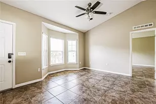 822 Del Prado Dr, Kissimmee, FL 34758 - Photo 3