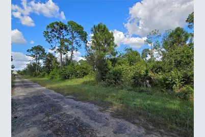 425 Wilder Avenue S, Lehigh Acres, FL 33974 - Photo 7