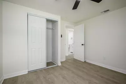 1200 Grantwood Avenue, Clearwater, FL 33759 - Photo 17