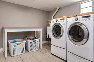 1713 Hourglass Dr, Orlando, FL 32806 - Photo 15