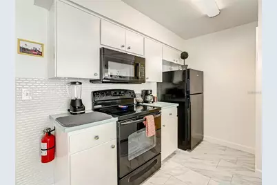 5006 Laguna Bay Circle #60, Kissimmee, FL 34746 - Photo 7
