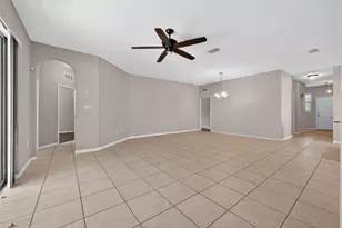 4913 Pall Mall St E, Kissimmee, FL 34758 - Photo 11