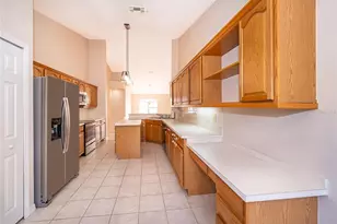 8074 Dressage Dr, Orlando, FL 32818 - Photo 7