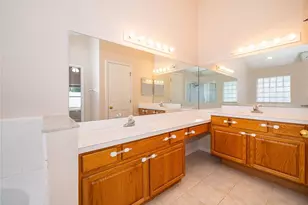 8074 Dressage Dr, Orlando, FL 32818 - Photo 15