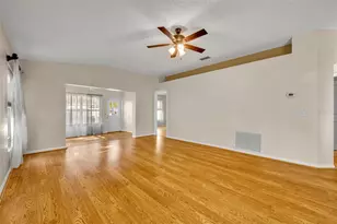 2010 Braxton St, Clermont, FL 34711 - Photo 5