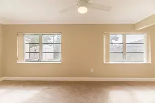 1600 NE 27th Dr, Wilton Manors, FL 33334 - Photo 13