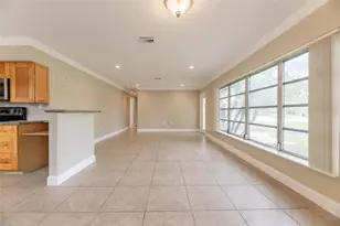 1600 NE 27th Dr, Wilton Manors, FL 33334 - Photo 7