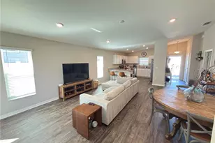 1088 Zion Dr, Haines City, FL 33844 - Photo 9