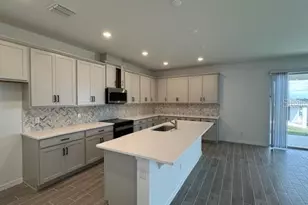 364 Sunbrook Dr, Groveland, FL 34736 - Photo 5