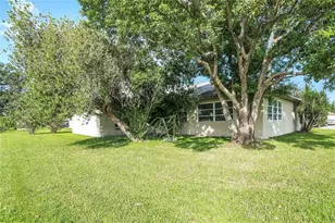 725 Maderia Ct, Kissimmee, FL 34758 - Photo 15