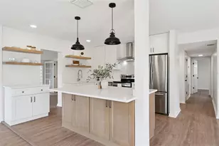 1429 Yates St, Orlando, FL 32804 - Photo 9