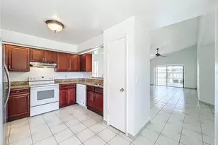 13131 Los Angeles Woods Ln Ln, Orlando, FL 32824 - Photo 5
