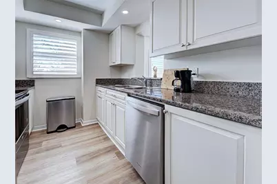 232 Saint Augustine Avenue #407, Venice, FL 34285 - Photo 3