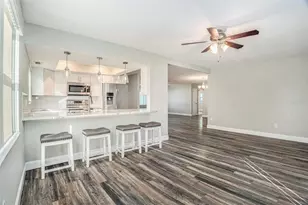 11134 Island Pine Dr, Port Richey, FL 34668 - Photo 9