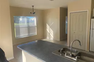 359 Alegriano Ct, Kissimmee, FL 34758 - Photo 5