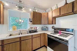 339 Fishing Ln, Deland, FL 32720 - Photo 21