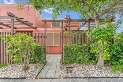 1490 Laguna Lane, Pembroke Pines, FL 33026 - Photo 3