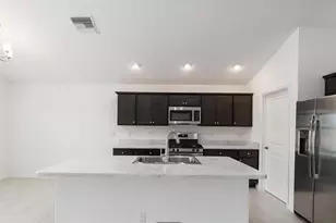 479 Seth Run, The Villages, FL 32163 - Photo 7