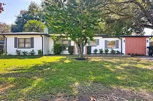 6124 Dogwood Dr, Orlando, FL 32807 - Photo 1