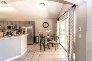 251 Hypolita Ave, Davenport, FL 33897 - Photo 9