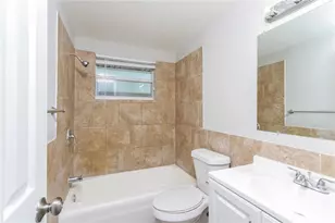 6232 Murdock Ave, Sarasota, FL 34231 - Photo 13