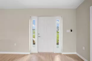 3346 NE 21st Pl, Cape Coral, FL 33909 - Photo 9