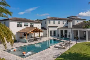 9733 Carillon Park Dr, Windermere, FL 34786 - Photo 3