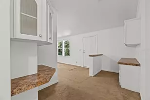 8821 SE 180th Avenue Rd, Ocklawaha, FL 32179 - Photo 13