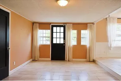 731 W Voorhis Avenue, Deland, FL 32720 - Photo 3