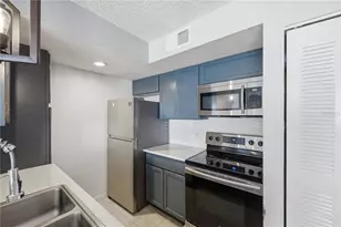 5108 Conroy Rd, Orlando, FL 32811 - Photo 9