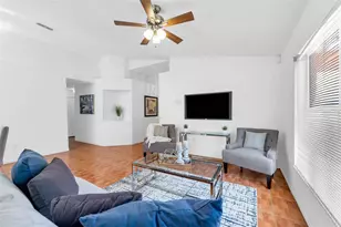 5972 Kenlyn Ct, Orlando, FL 32808 - Photo 5