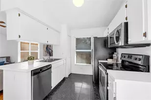 5972 Kenlyn Ct, Orlando, FL 32808 - Photo 9