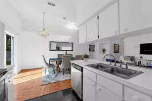 5972 Kenlyn Ct, Orlando, FL 32808 - Photo 11