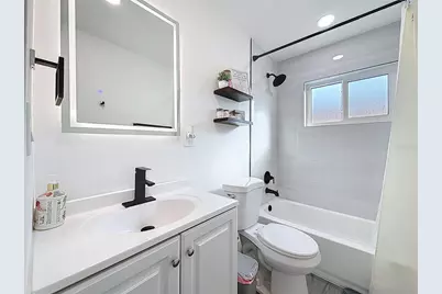 4026 Indianapolis Street NE, Saint Petersburg, FL 33703 - Photo 19