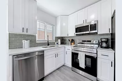 4026 Indianapolis Street NE, Saint Petersburg, FL 33703 - Photo 5
