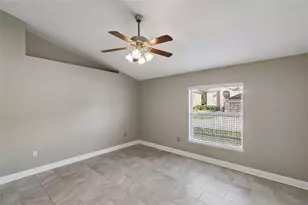 2242 Aitkin Loop, Leesburg, FL 34748 - Photo 11