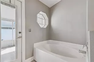 2242 Aitkin Loop, Leesburg, FL 34748 - Photo 15