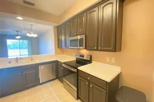 9435 Myrtle Creek Ln, Orlando, FL 32832 - Photo 11